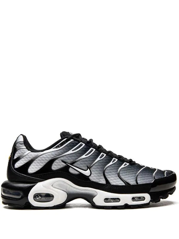 NIKE AIR MAX TN PLUS