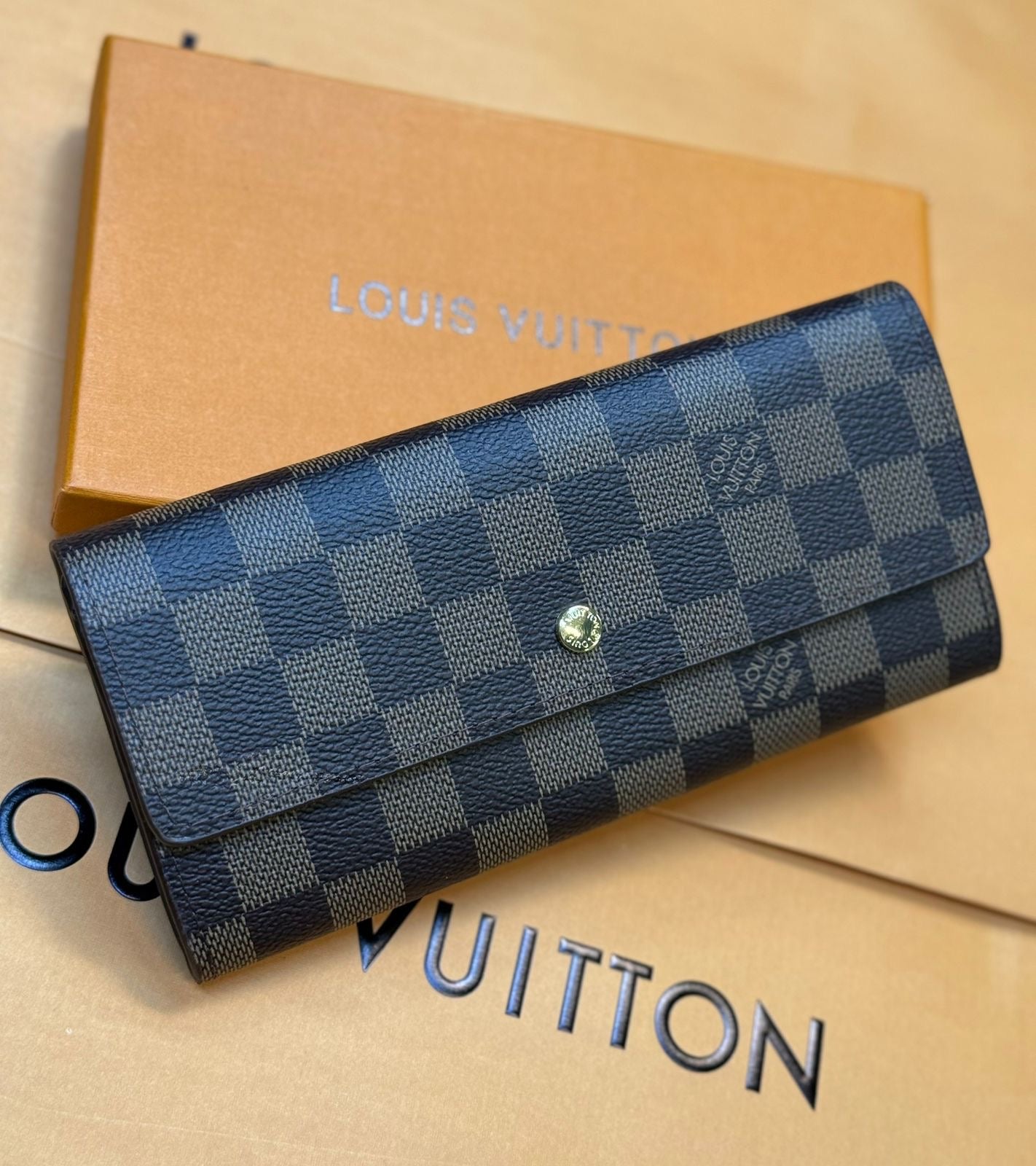 LV WALLET