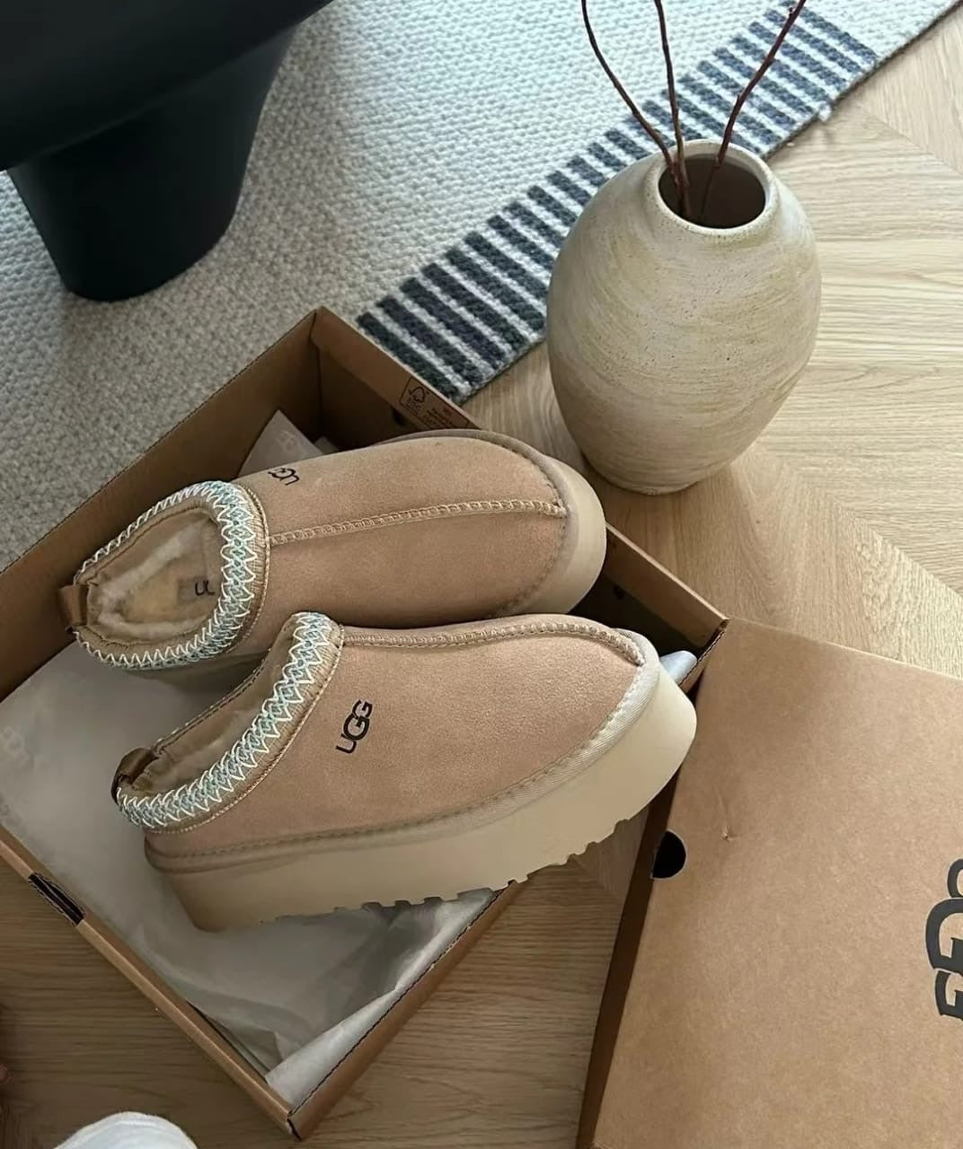 UGG’S