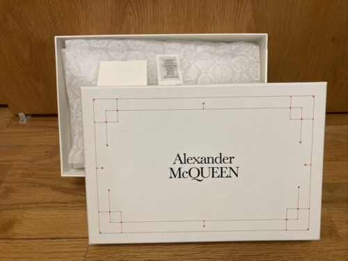 Alexander McQueen Oversized Ivory Black