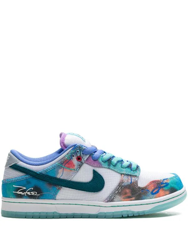 Nike Dunk Low futura