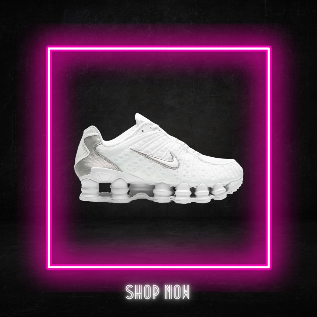 NIKE SHOX