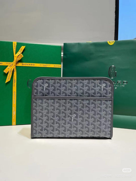 Goyard Pouch
