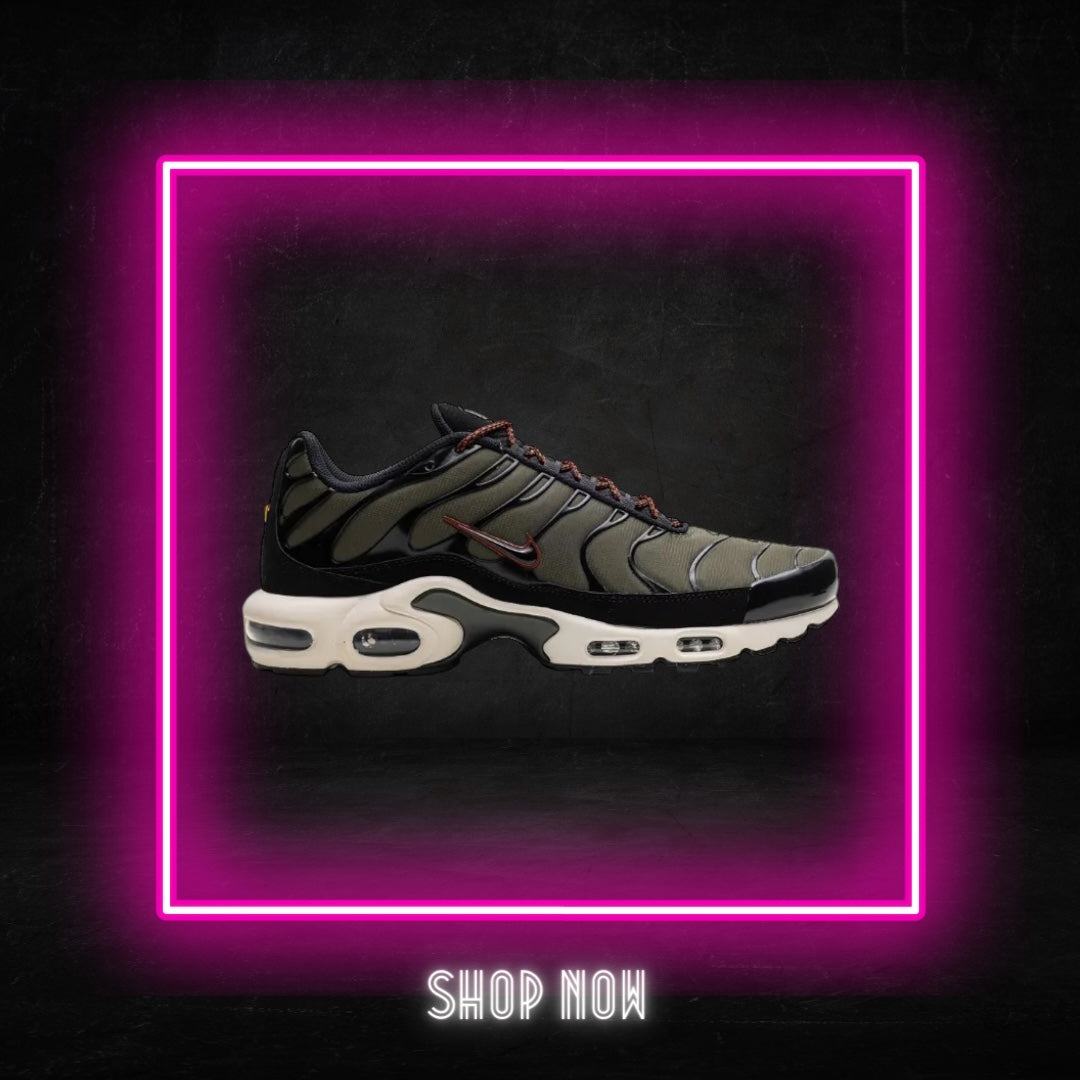 NIKE AIR MAX TN PLUS