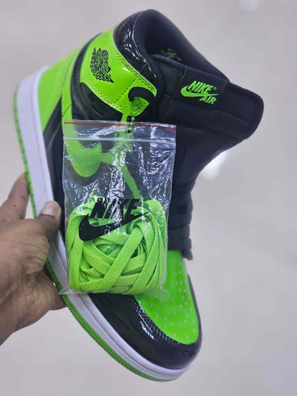 Air Jordan 1 High