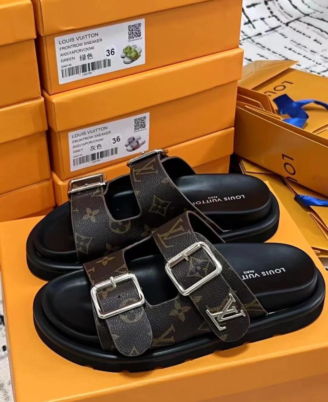 LV SANDAL