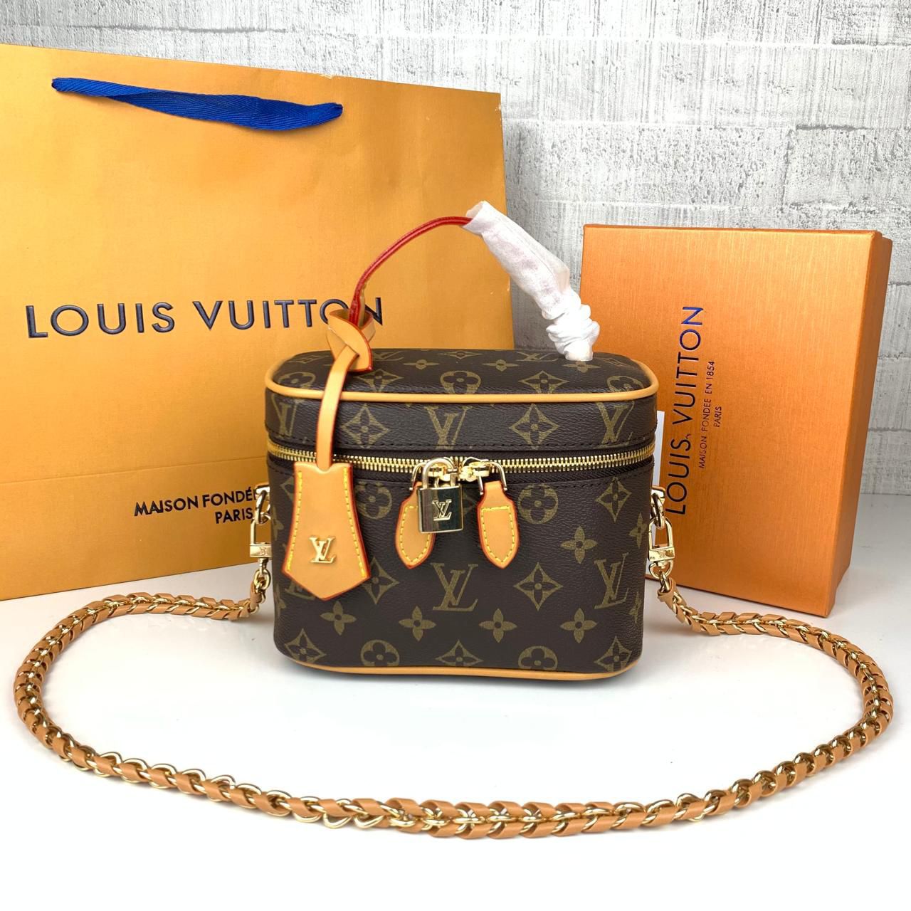 LV BOX BAG