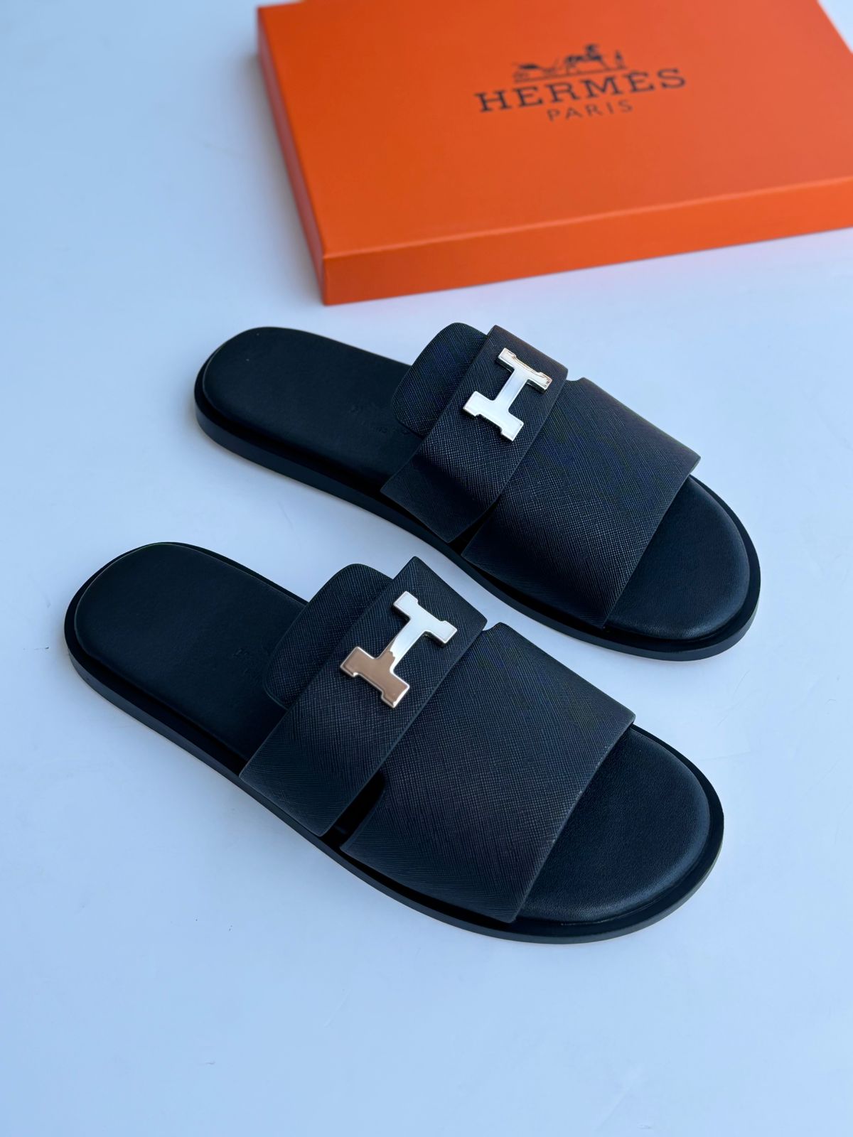 Hermes Sandal