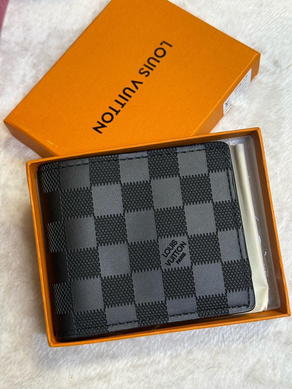 LV WALLET