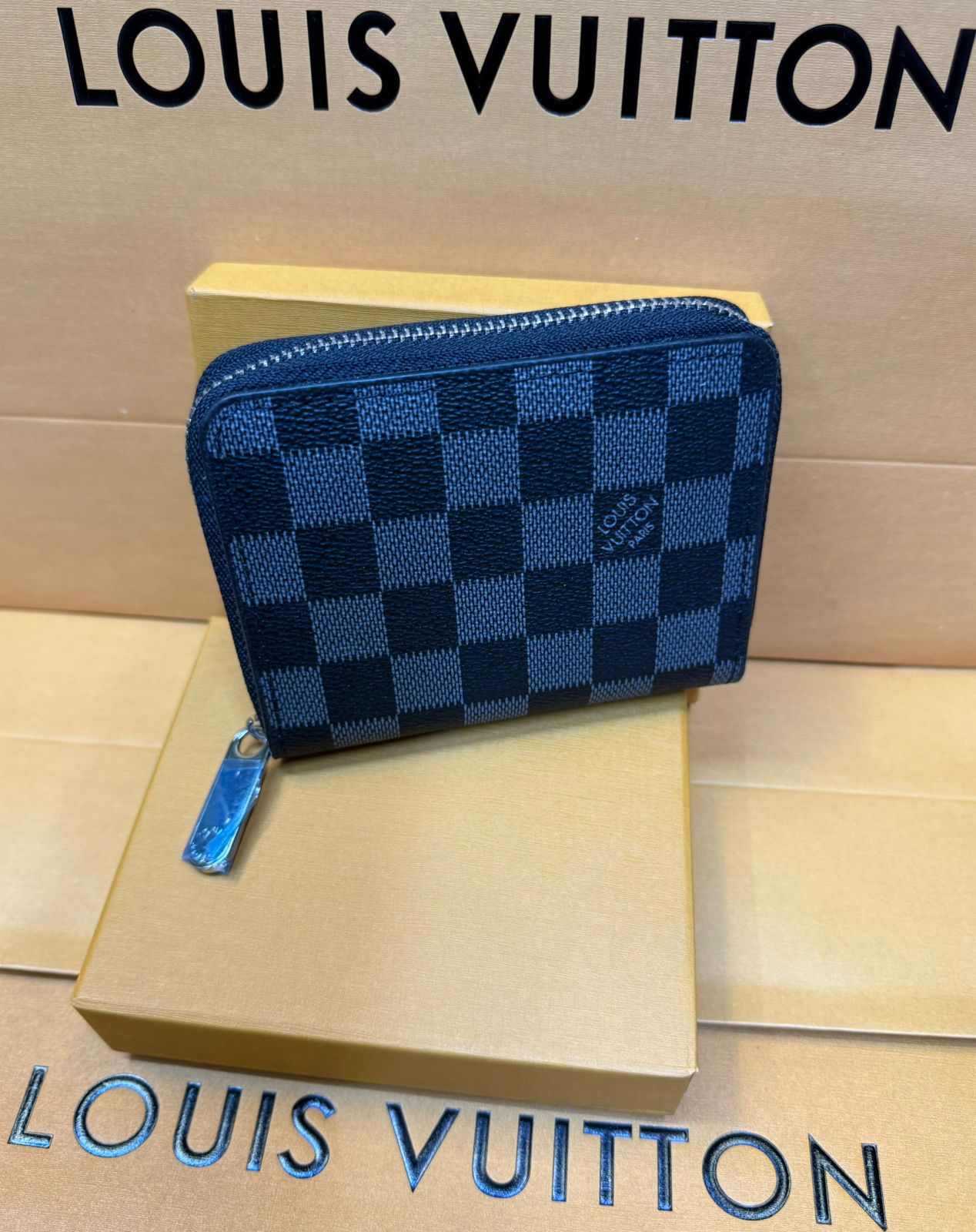 LV WALLET