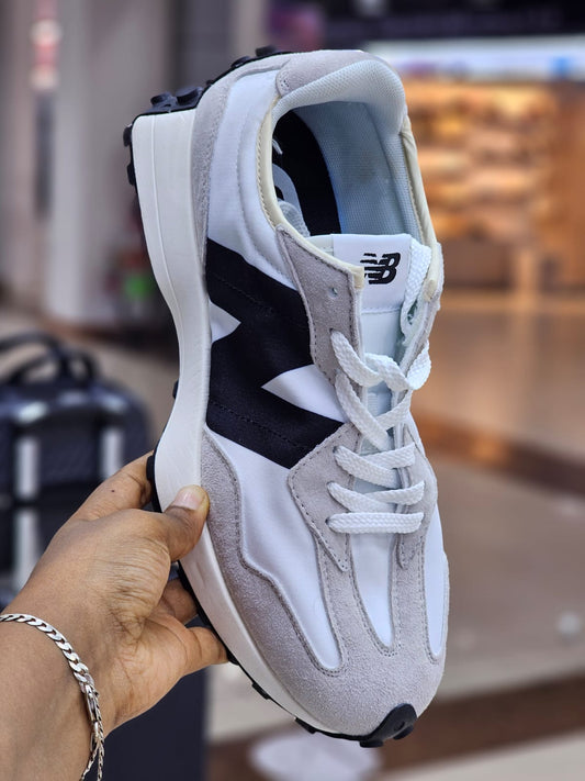 New Balance 327