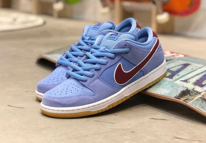 Nike SB Dunk Low Philadelphia Phillies