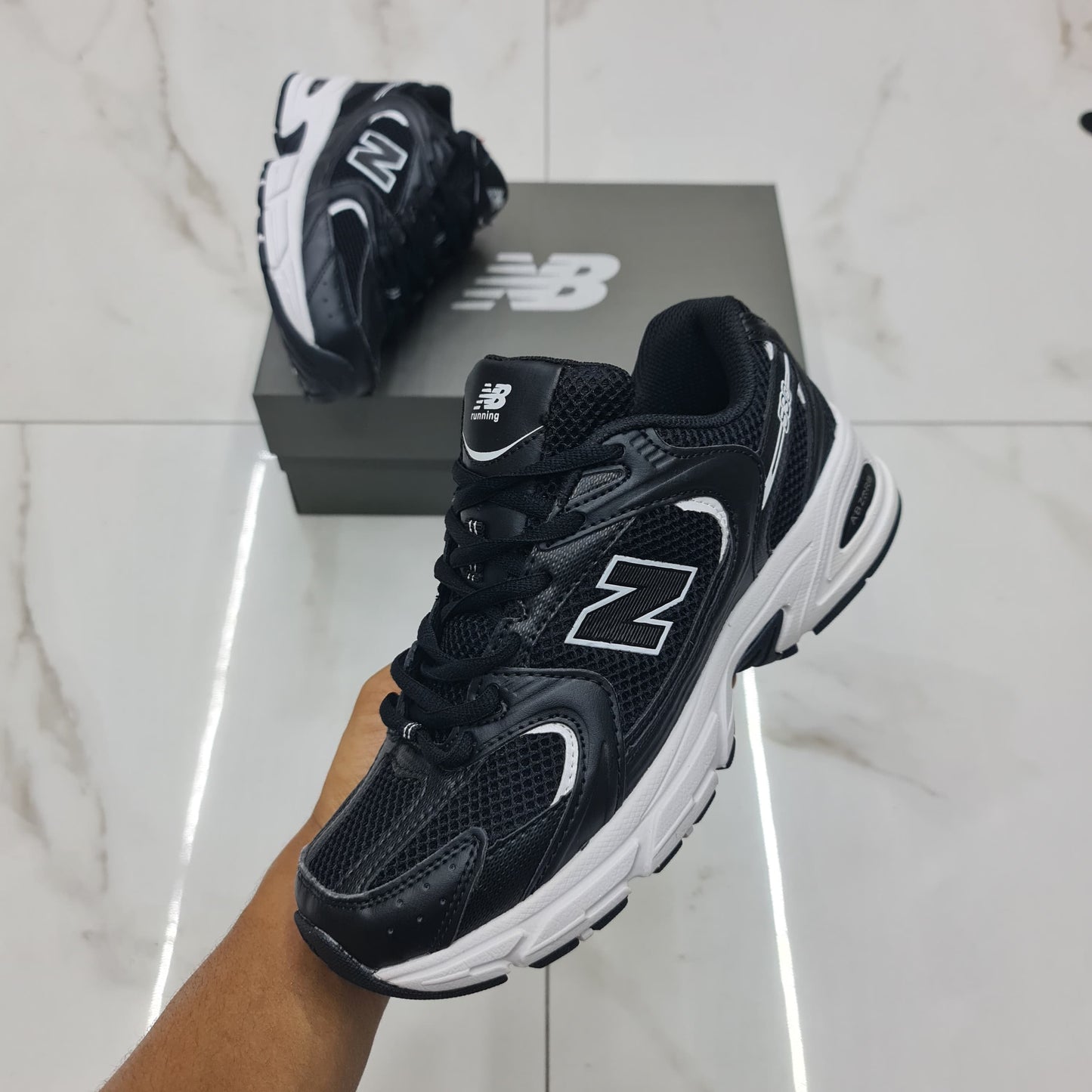 New Balance 530