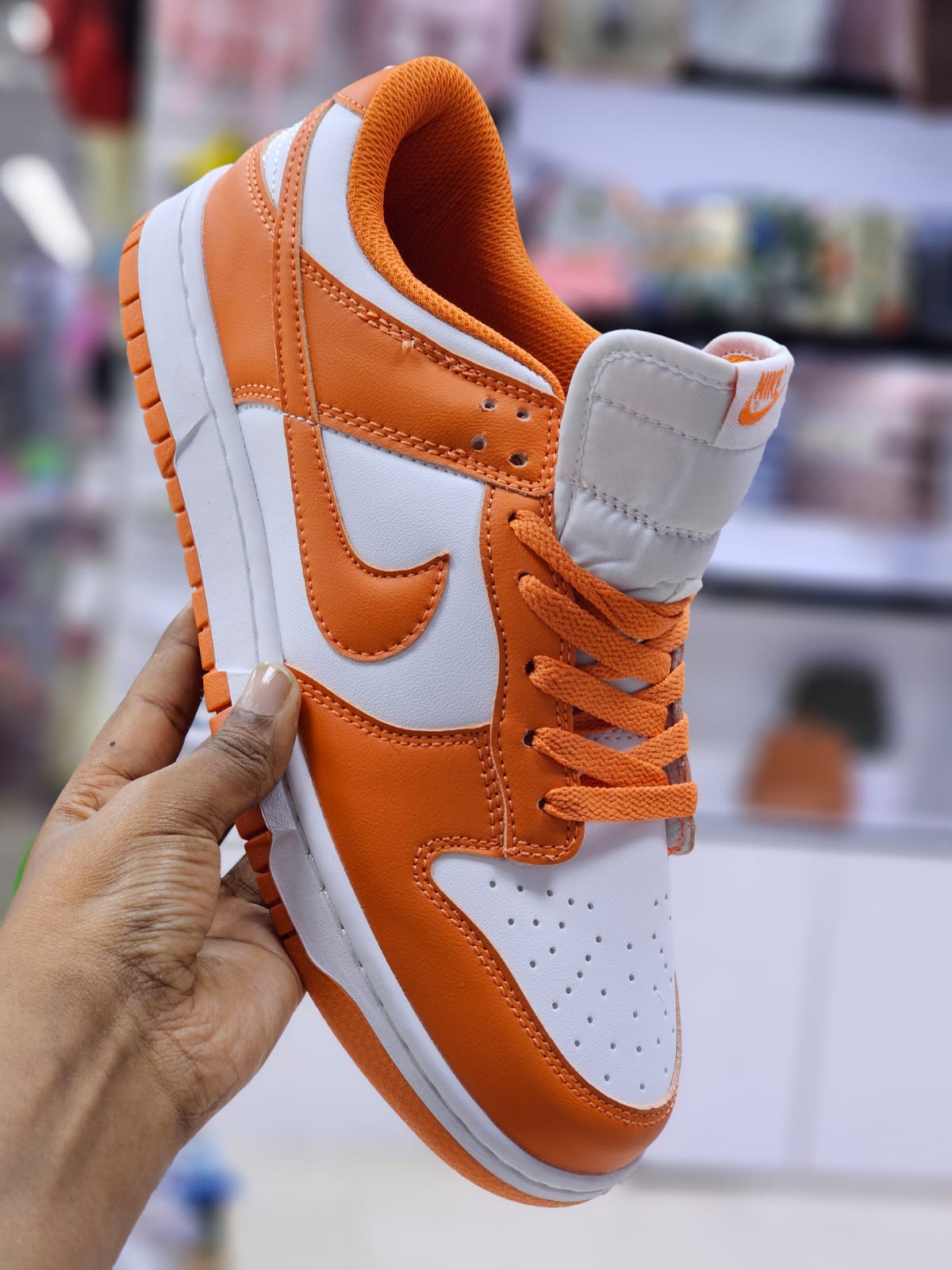 Nike Dunk Low "University Orange"